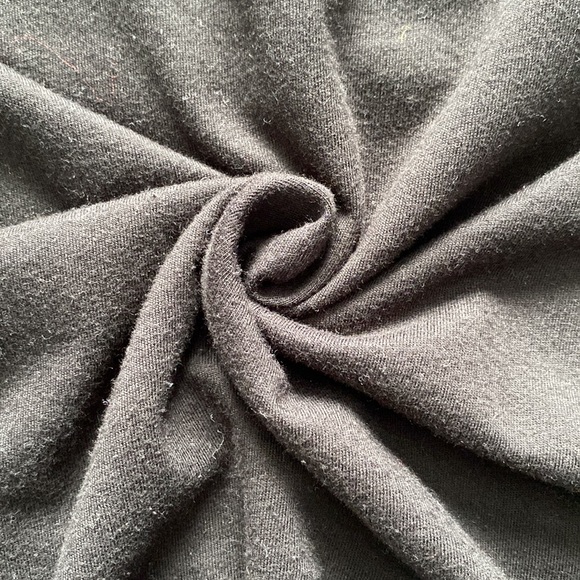 H&M men’s graphic tee - Picture 7 of 7